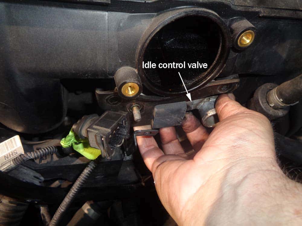 See U0827 in engine
